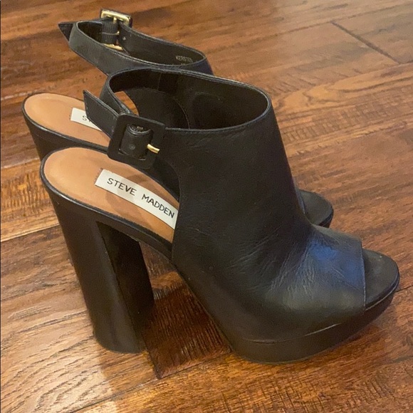Steve Madden Shoes - Steve Madden Platform Heels!